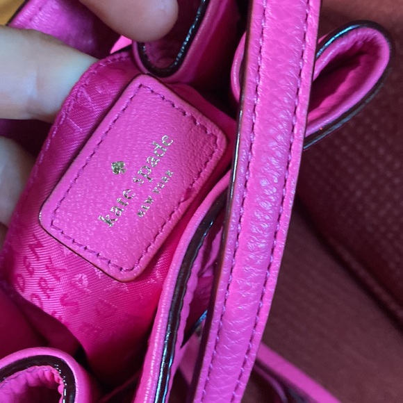 NWOT Kate Spade pink crossbody small bucket leather bag - Picture 5 of 7